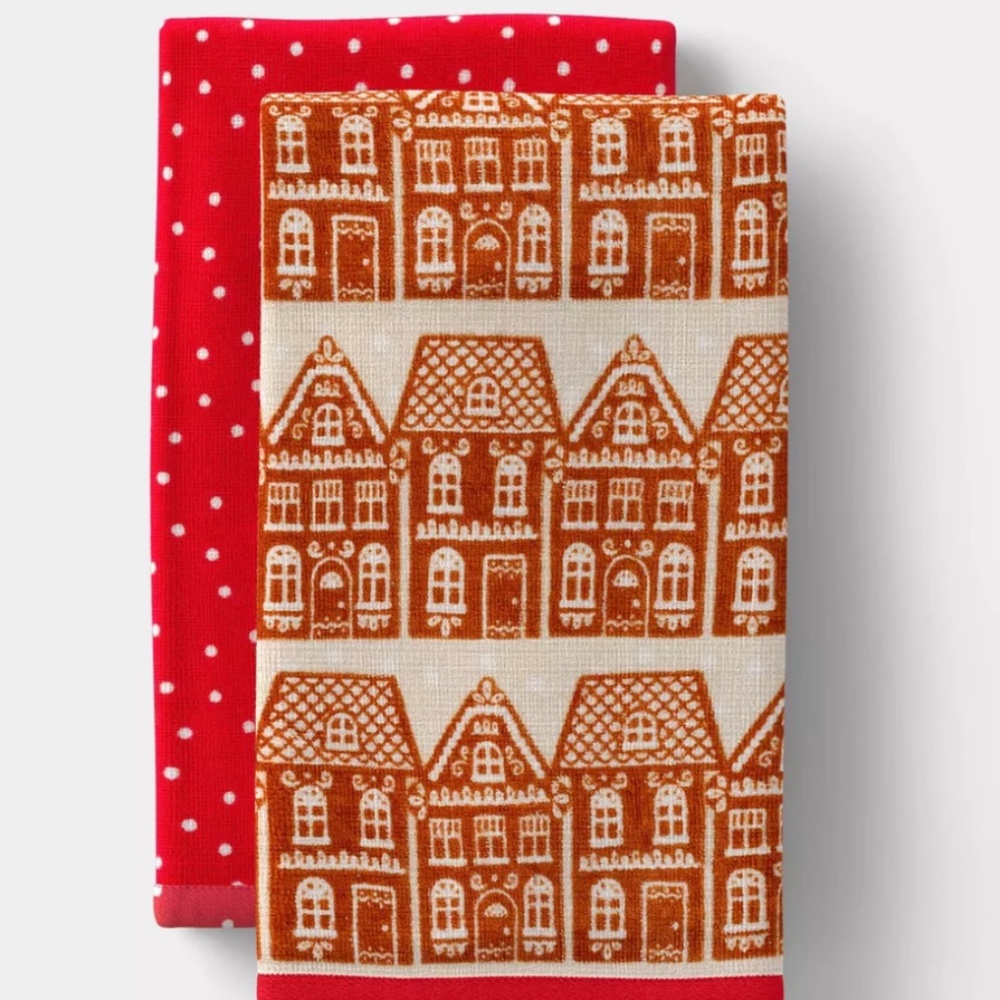 Gingerbread House Pattern Set Of 2 Kitchen Towels NWOT Final Sale